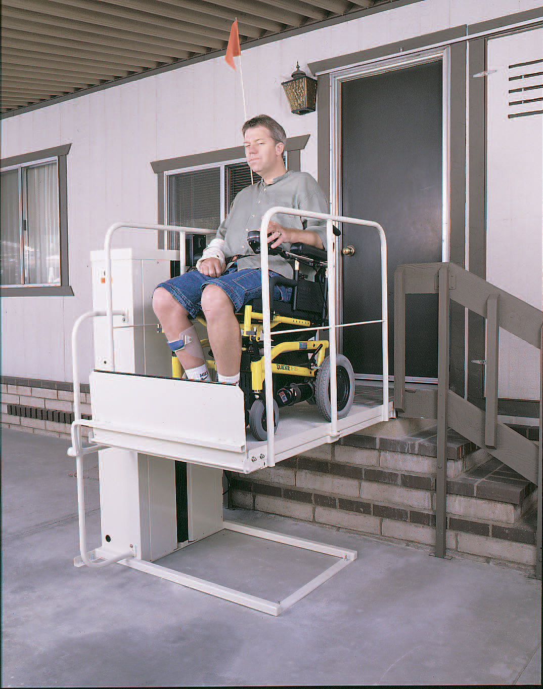 Avondale macs pl50 stair chair lift